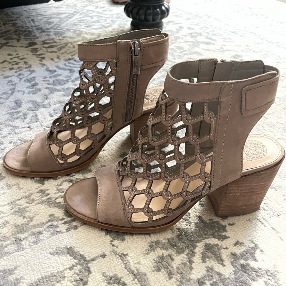 Vince Camuto sandal